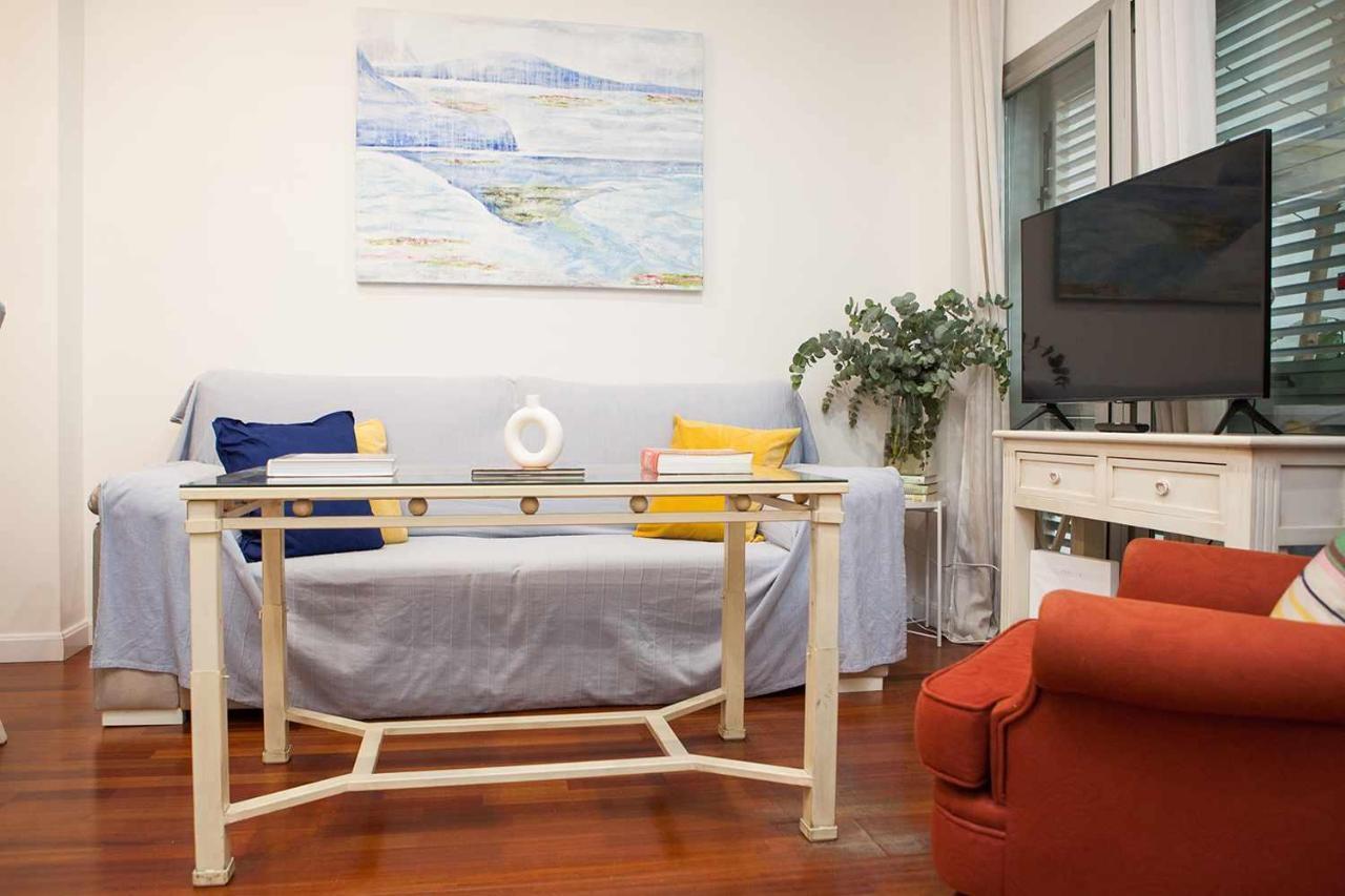 Charming Apartment With Pool And Garage Sevilla Eksteriør billede