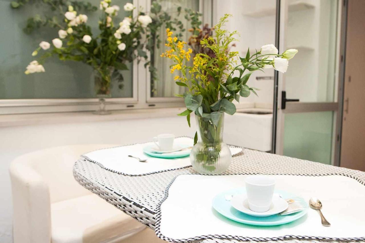 Charming Apartment With Pool And Garage Sevilla Eksteriør billede