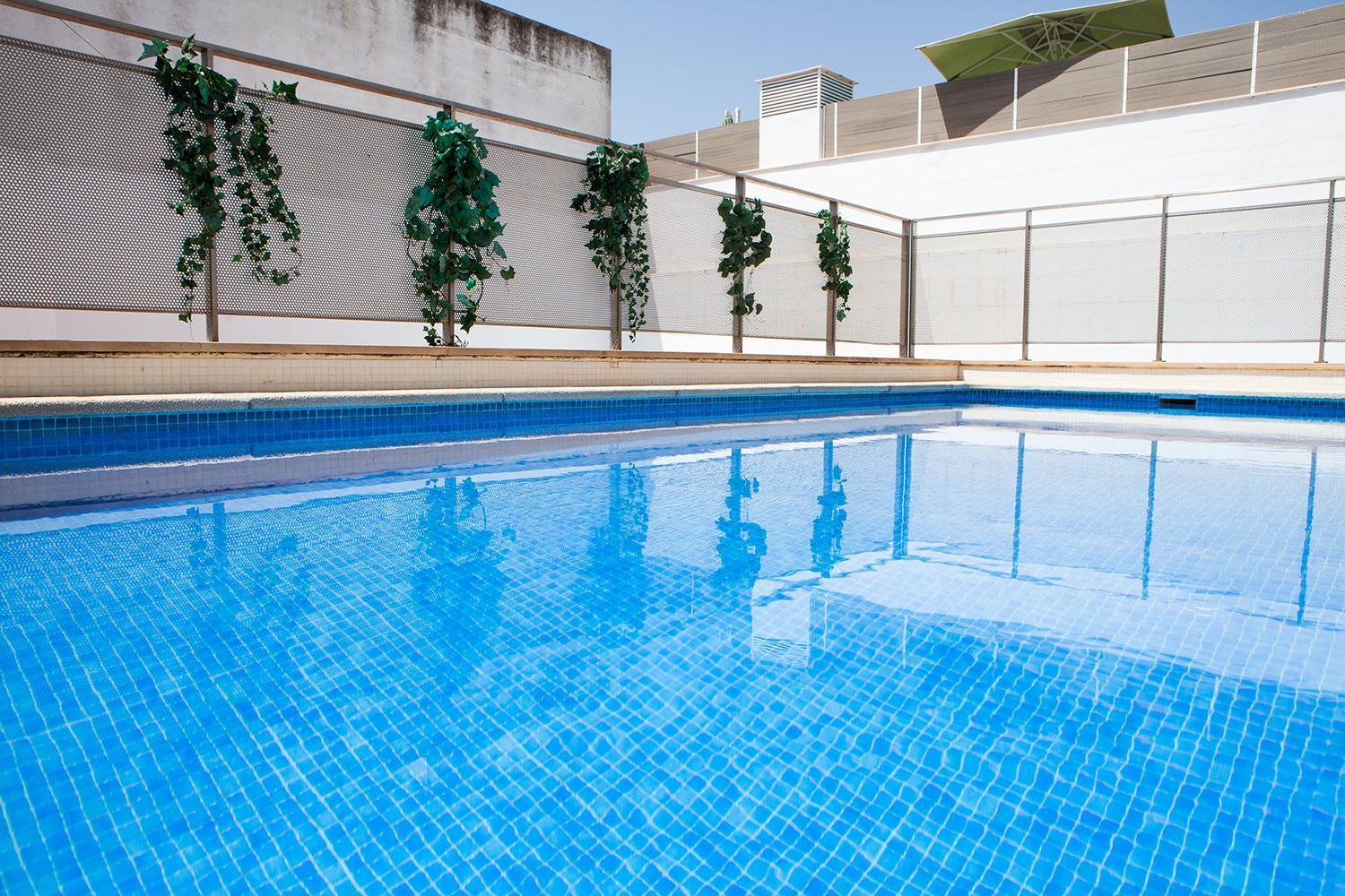 Charming Apartment With Pool And Garage Sevilla Eksteriør billede