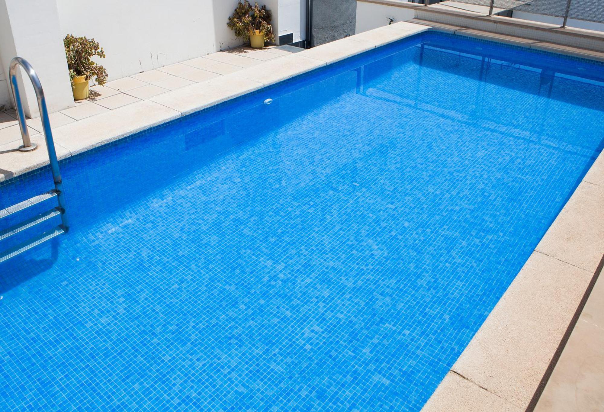 Charming Apartment With Pool And Garage Sevilla Eksteriør billede